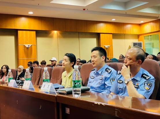 af3e683a86ff35aa076fd0cbc5bf6a3